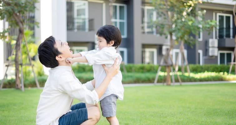 小孩打人怎么教育（培养孩子正确的行为习惯和身体素质）