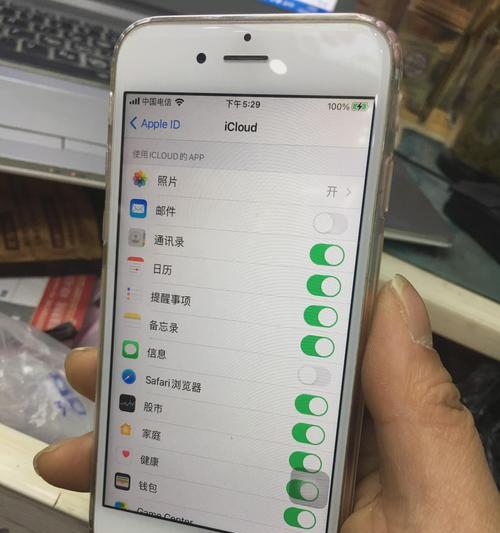 iPhone一键换机，轻松快捷的设备更迭体验（从转移数据到恢复设置）